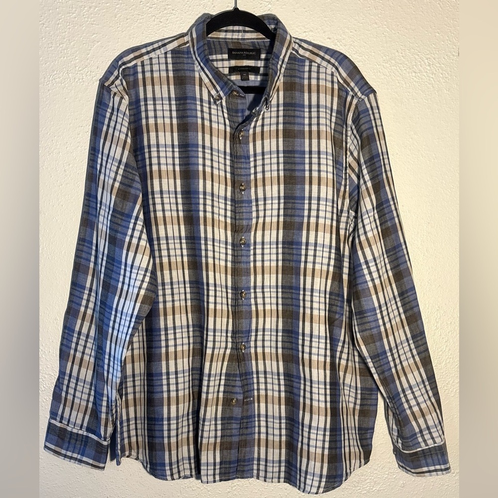 Preppy  Plaid Banana Republic Button Up Blue Long Sleeve Shirt Men’s Size XL
